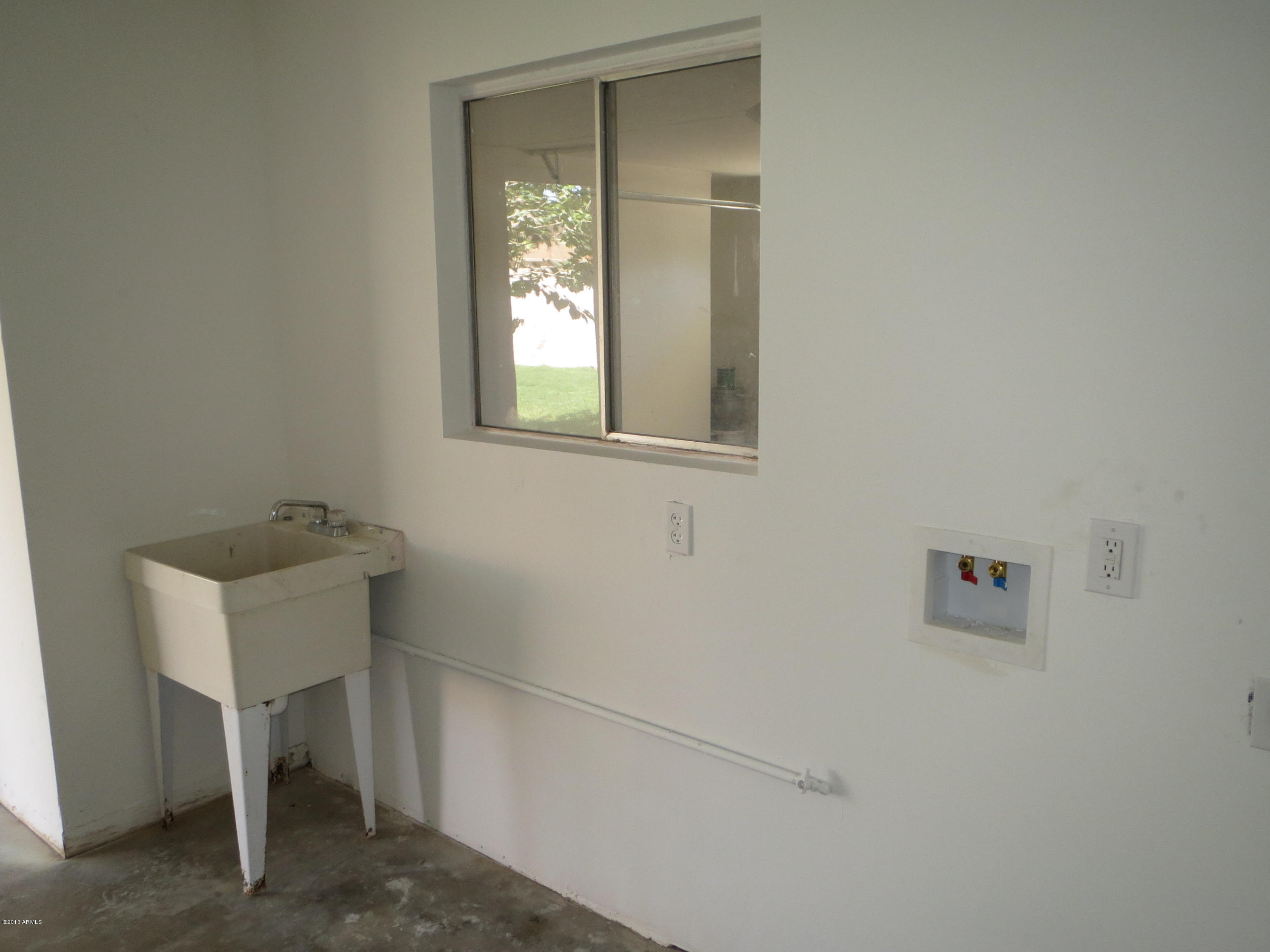 1502 West Ocotillo Road Phoenix, AZ 85015 - Photo 32 of 33 IMG_0945