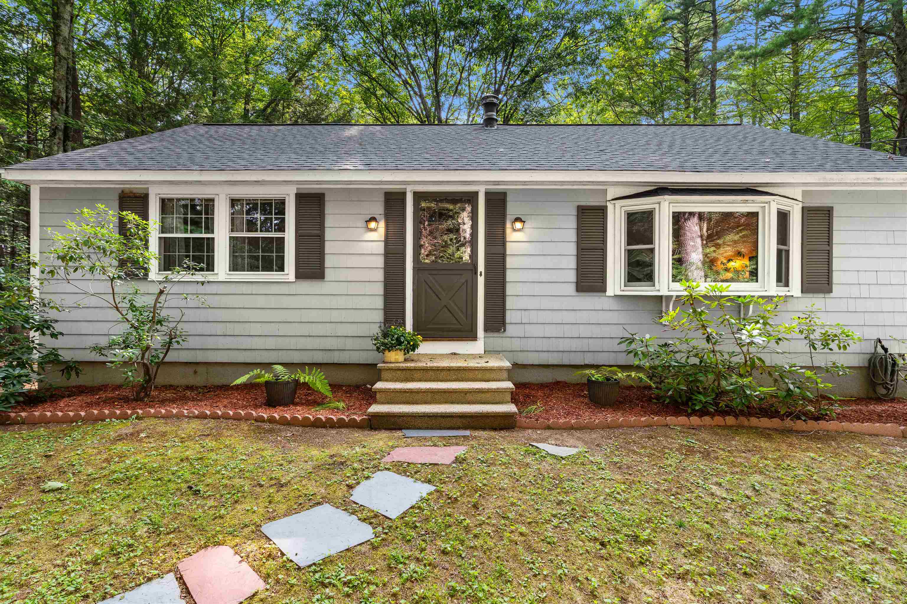 17 Ravine Road Amherst, NH 03031 - Photo 2 of 34 Gallery Image 2