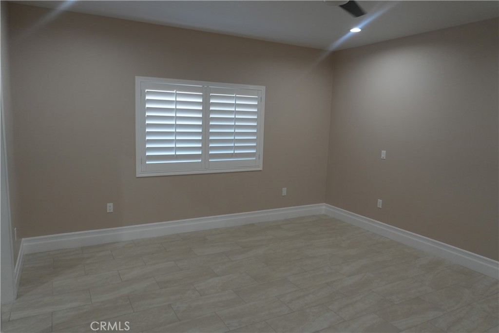 5954 Clifton Boulevard Riverside, CA 92504 - Photo 9 of 41 Gallery Image 9