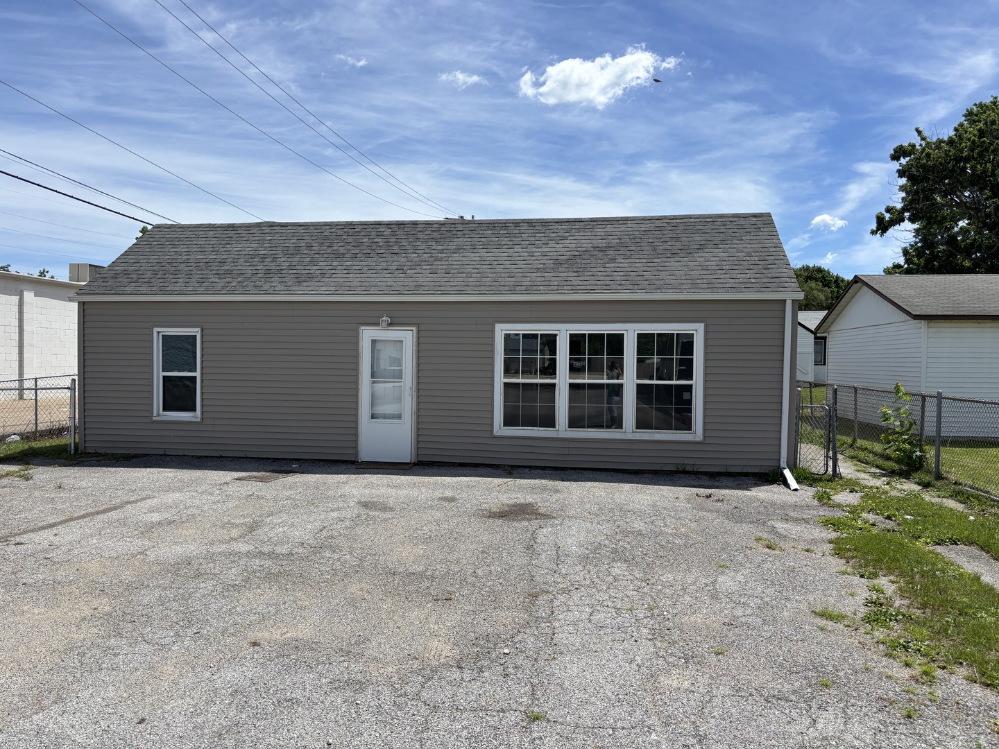 104 5th Street Colona, IL 61241 - Photo 2 of 24
