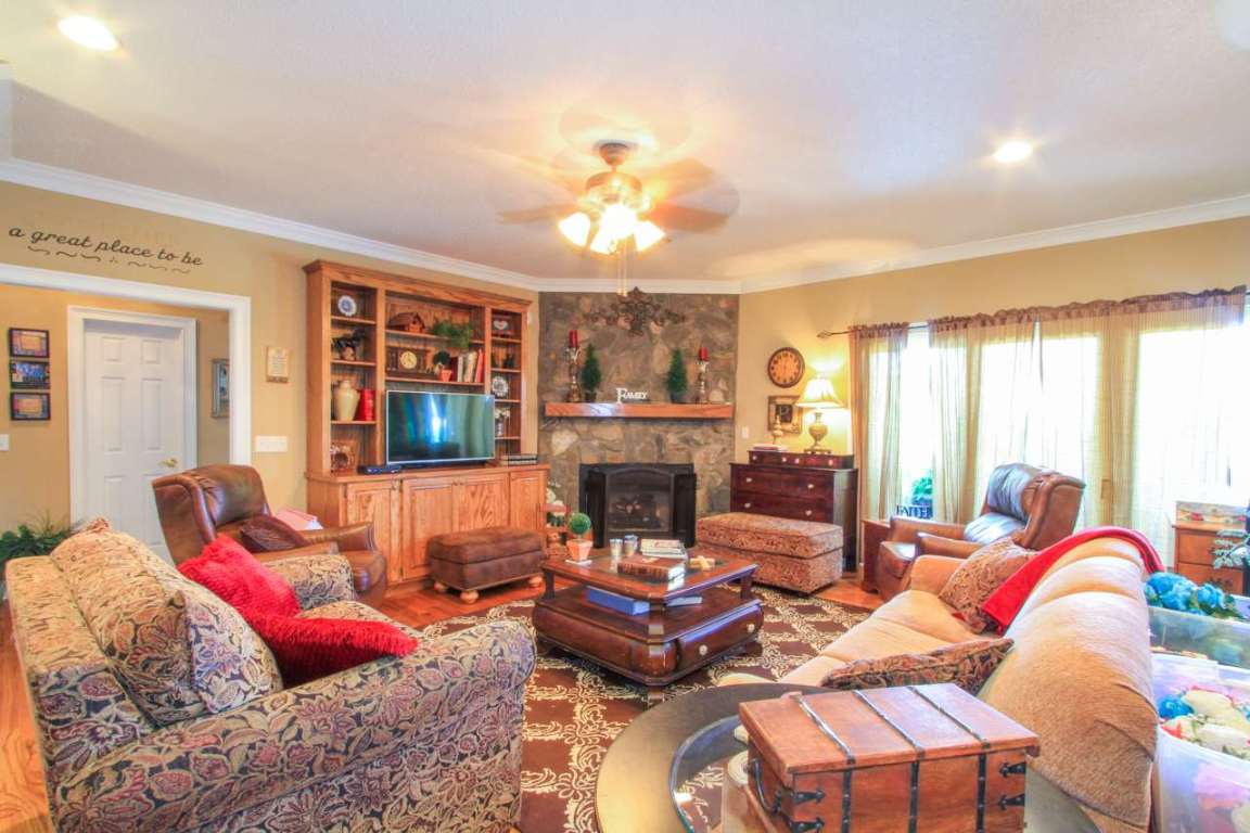 353 Wrangler Way Seneca, SC 29672 - Photo 7 of 36 Gallery Image 7