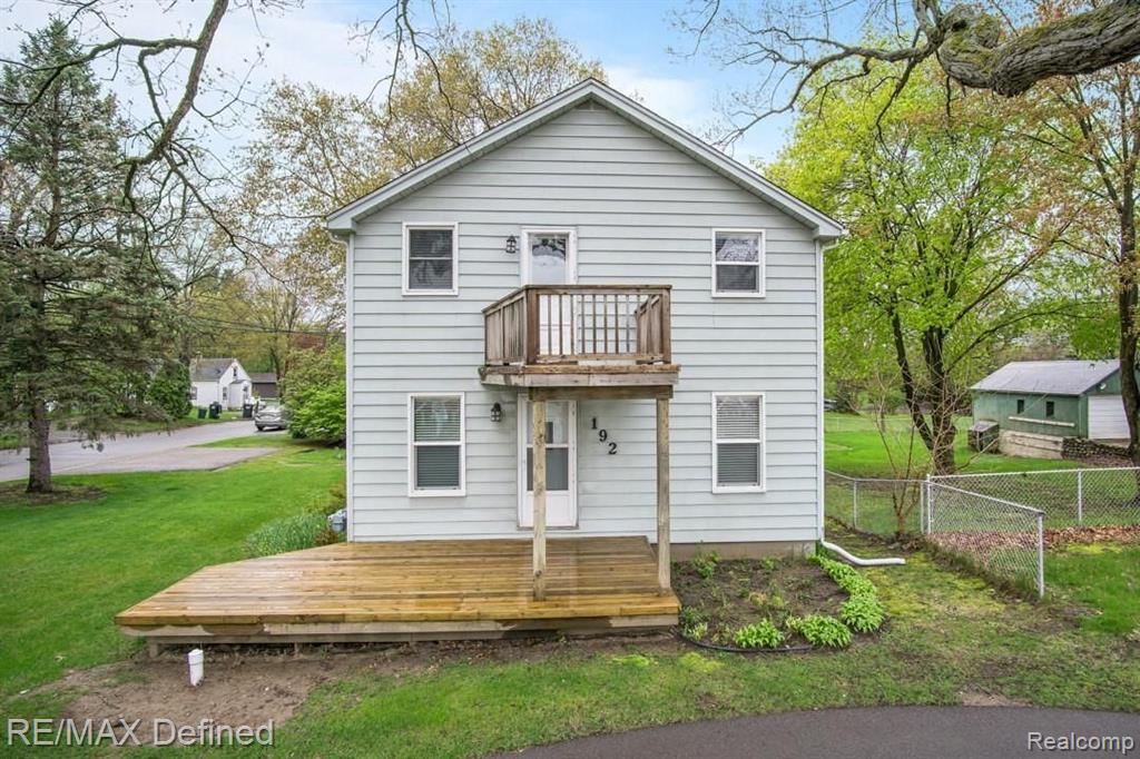 192 East Tienken Road Rochester Hills, MI 48307 - Photo 2 of 38