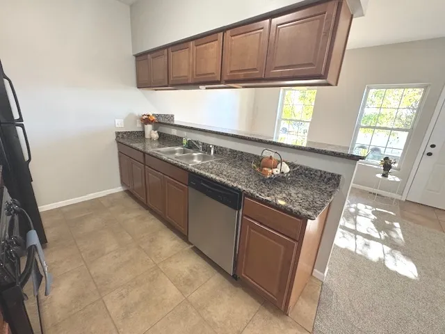 $250,000 | 639 Stonegate Drive, Sycamore, IL 60178