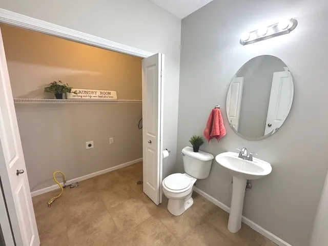 $250,000 | 639 Stonegate Drive, Sycamore, IL 60178