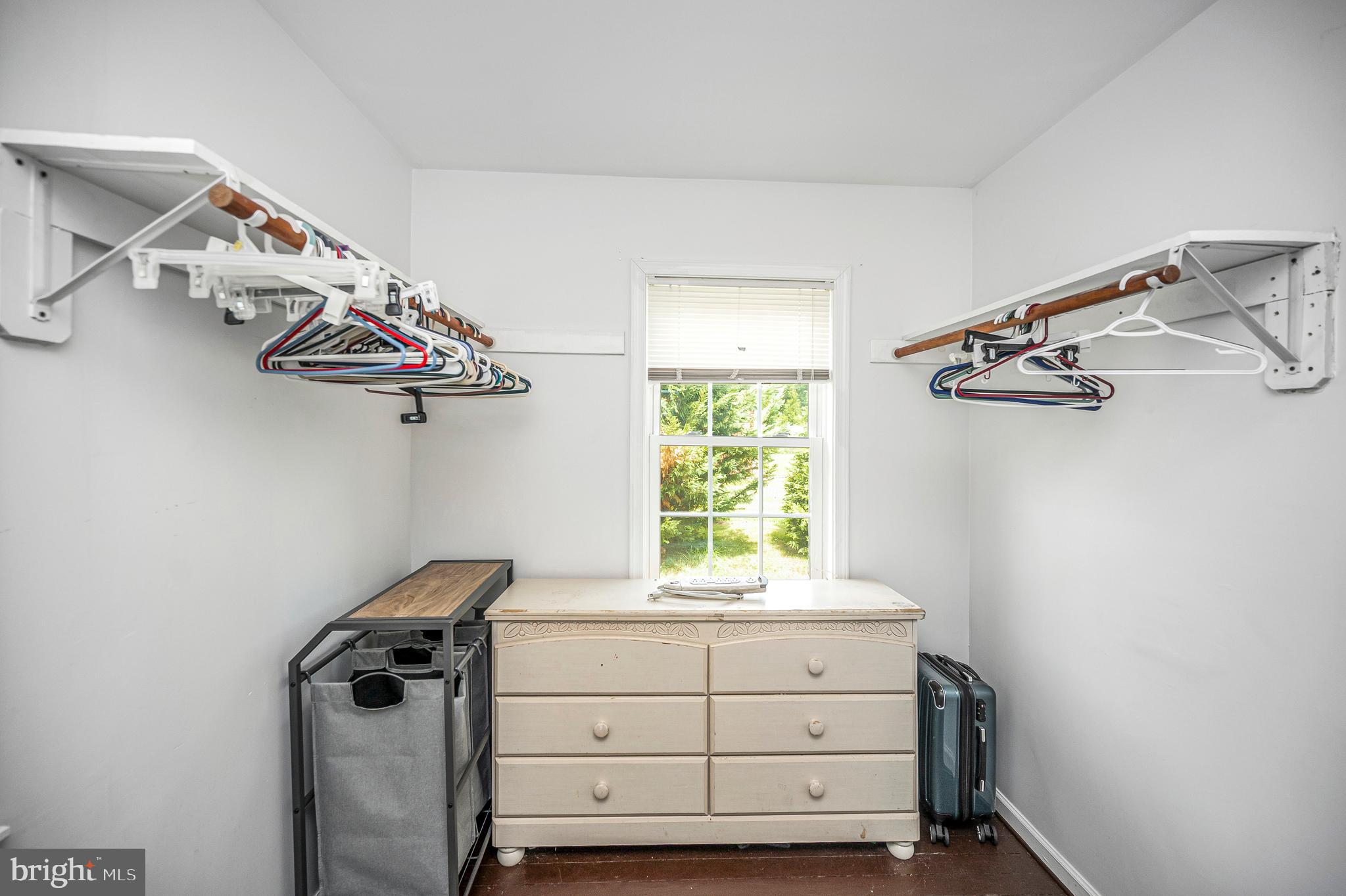 13832 Post Oak Road Spotsylvania, VA 22551 - Photo 39 of 62 Walk in Closet