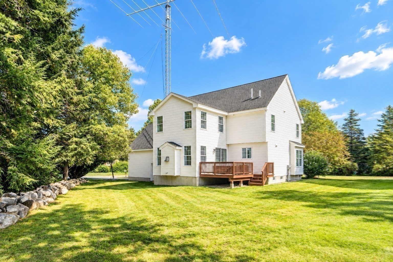 10 B Henley Road Acton, MA 01720 - Photo 33 of 39 Gallery Image 33