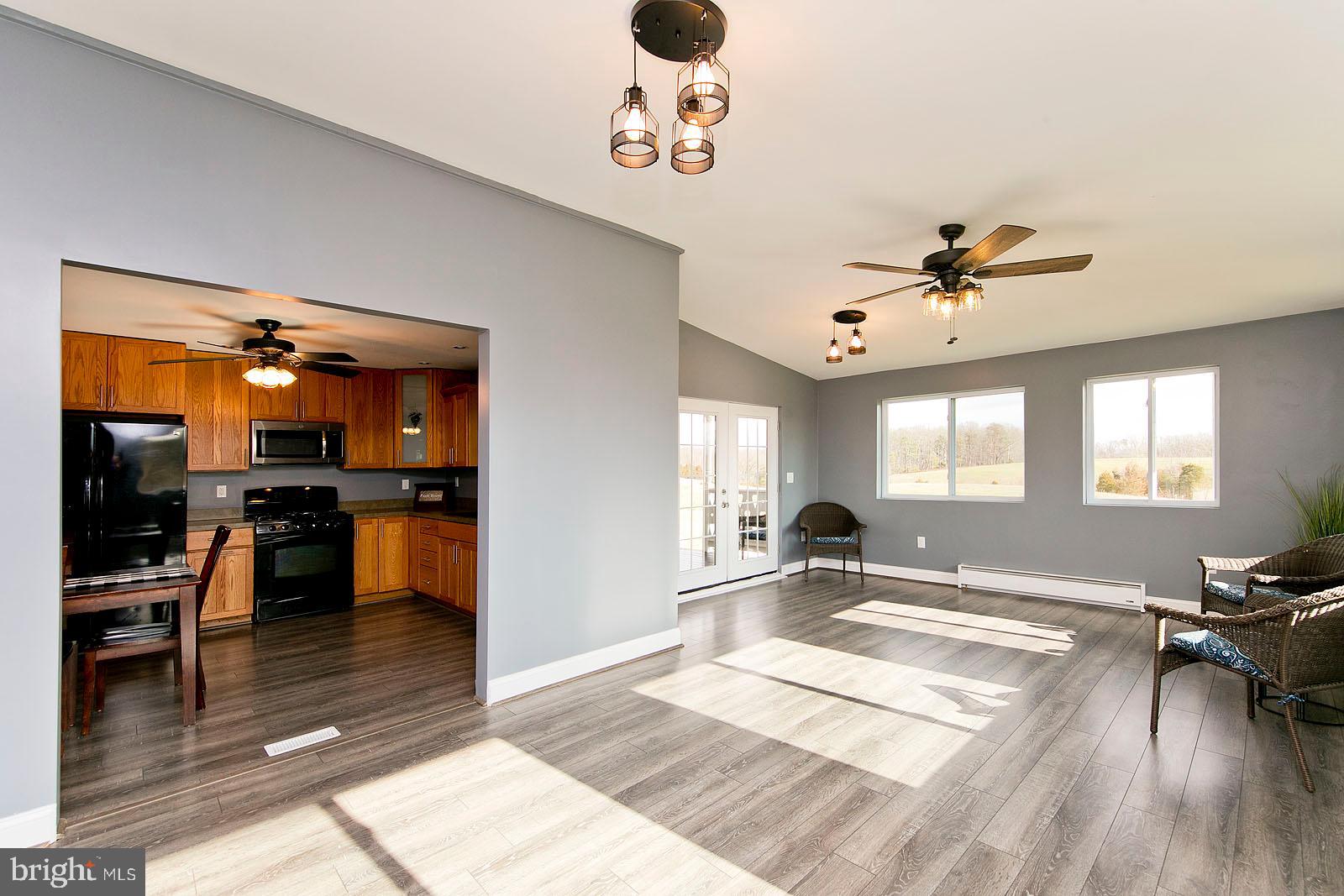 673 Grim Road Stephens City, VA 22655 - Photo 19 of 76 300 sq ft sunroom