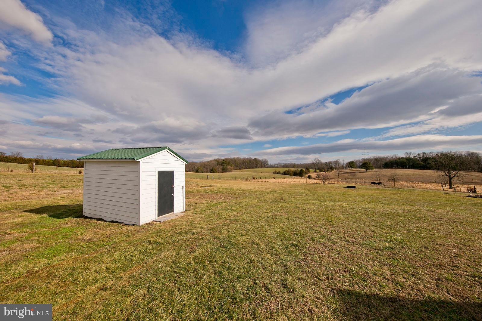 673 Grim Road Stephens City, VA 22655 - Photo 60 of 76 Storage shed