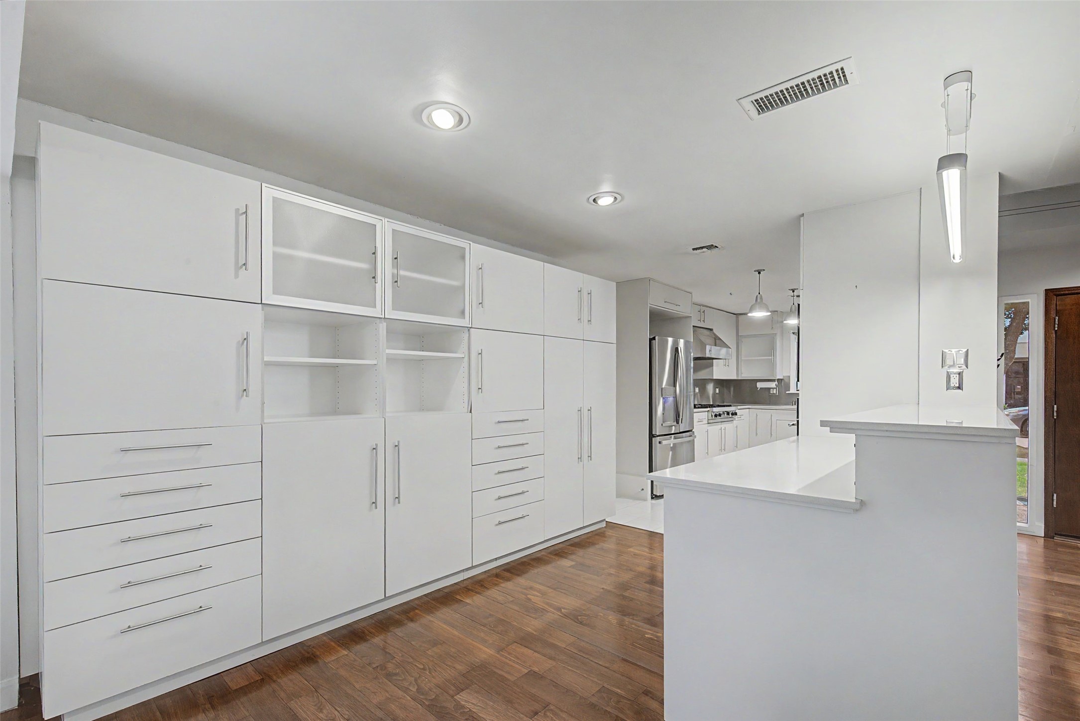 2723 Nottingham Street Houston, TX 77005 - Photo 16 of 47