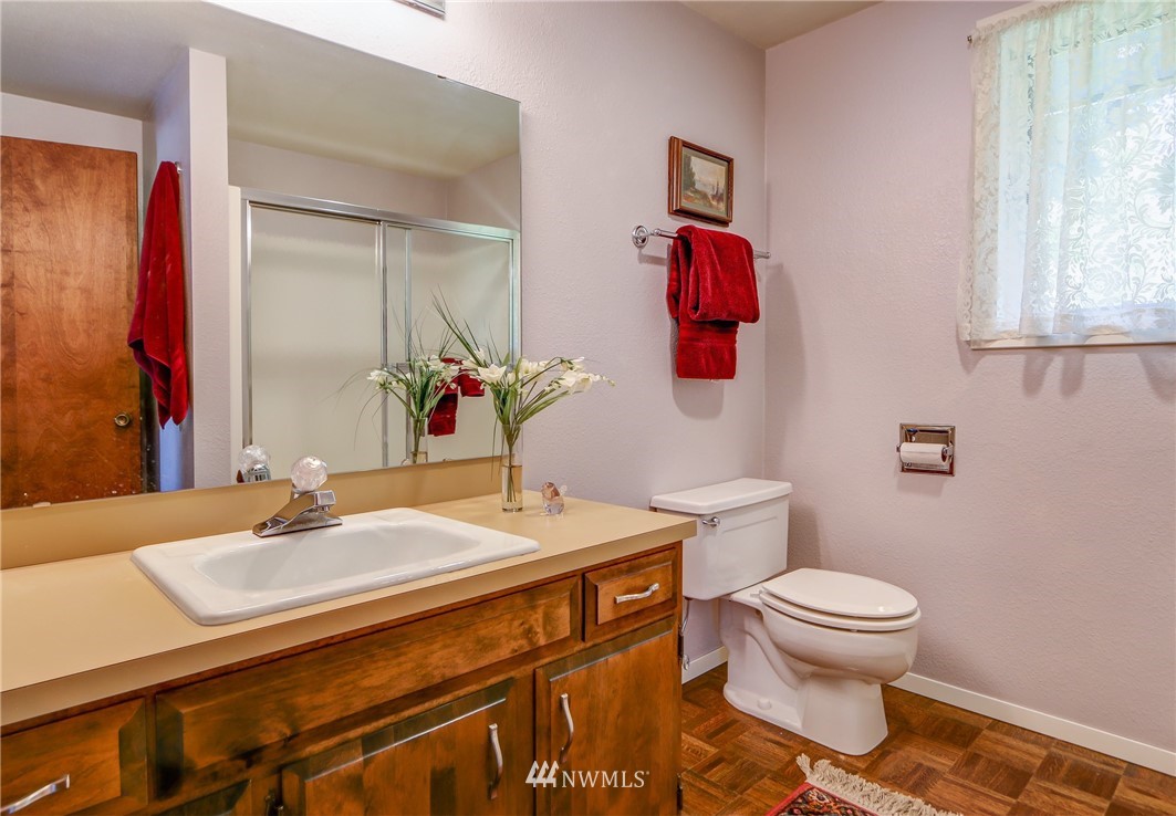 13620 Lester Road Northwest Silverdale, WA 98383 - Photo 17 of 25 Gallery Image 17