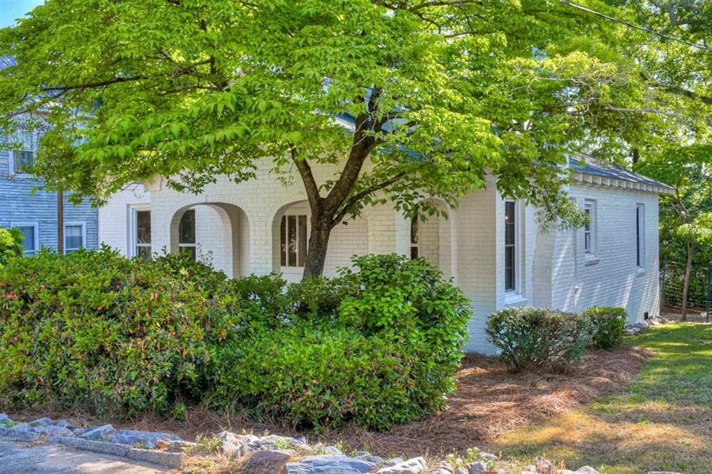 1218 Hickman Road Augusta, GA 30904 - Photo 3 of 26
