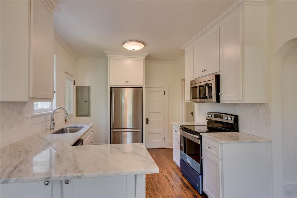 1218 Hickman Road Augusta, GA 30904 - Photo 9 of 26