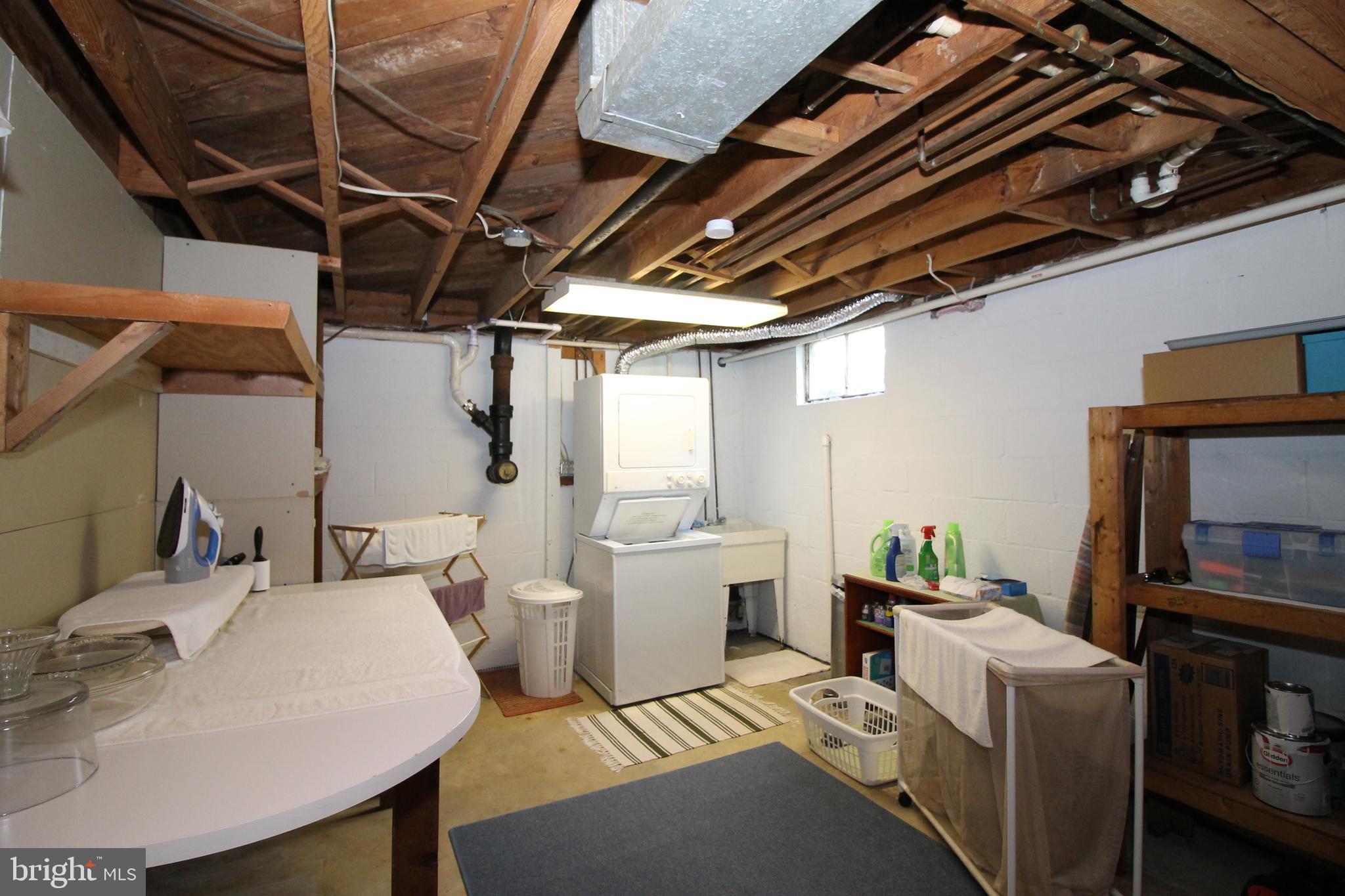 80 Frazier Road Warrenton, VA 20186 - Photo 15 of 21 Lower level laundry area with plenty of workspace.