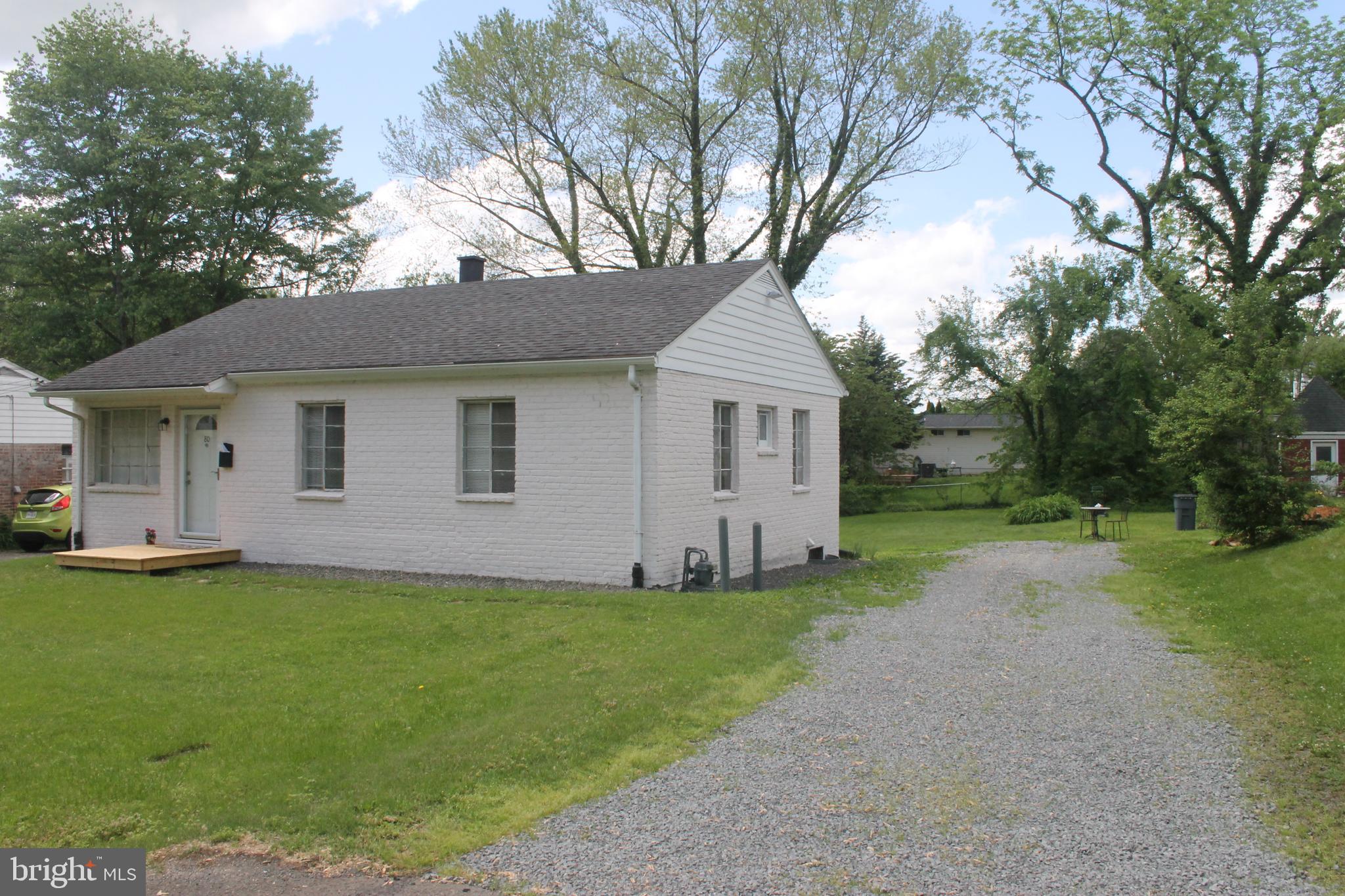 80 Frazier Road Warrenton, VA 20186 - Photo 21 of 21 Plenty of off street parking.