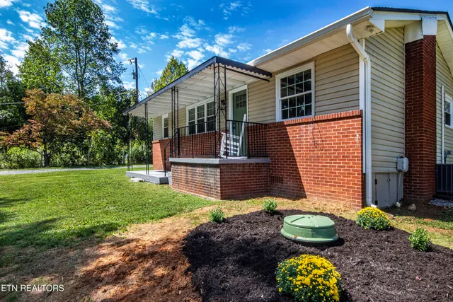 $275,000 | 8213 Tazewell Pike, Corryton, TN 37721