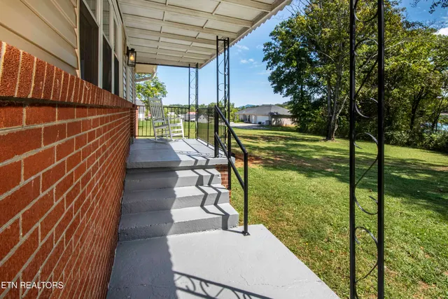 $275,000 | 8213 Tazewell Pike, Corryton, TN 37721
