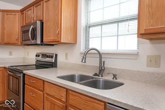 $217,900 | 10843 Stable Drive, Indianapolis, IN 46239