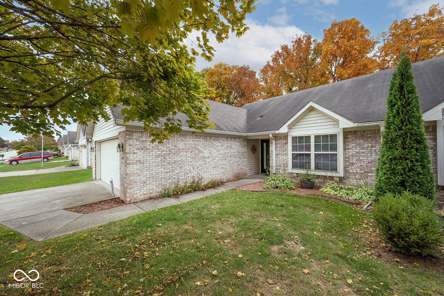 10843 Stable Drive Indianapolis, IN 46239 - Photo 5 of 33