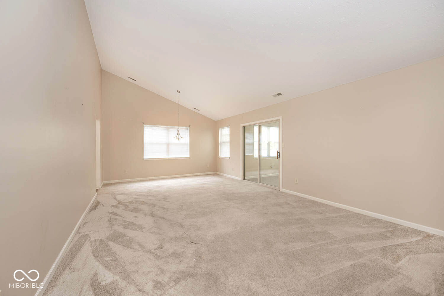 10843 Stable Drive Indianapolis, IN 46239 - Photo 9 of 33