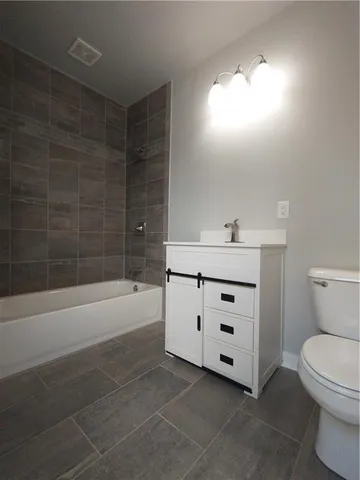 $2,100 | 1512 Albany Street, Brunswick, GA 31520