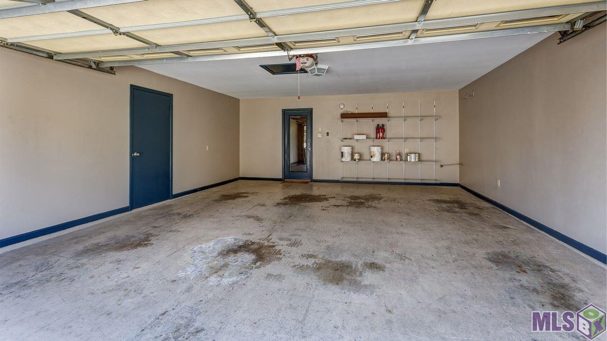 2364 Shadowbrook Drive Baton Rouge, LA 70816 - Photo 17 of 27 Inside of Garage