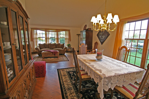 500 Whispering Pines Road Lindenhurst, IL 60046 - Photo 5 of 23 Gallery Image 5