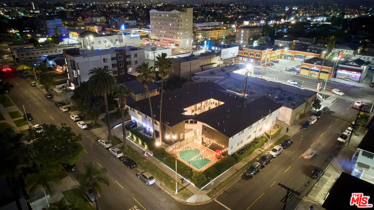 204 North Manhattan Pl  