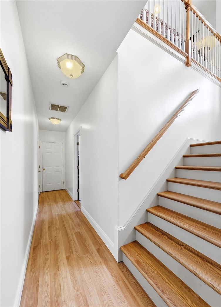 187 Plainfield Pike Scituate, RI 02857 - Photo 20 of 47