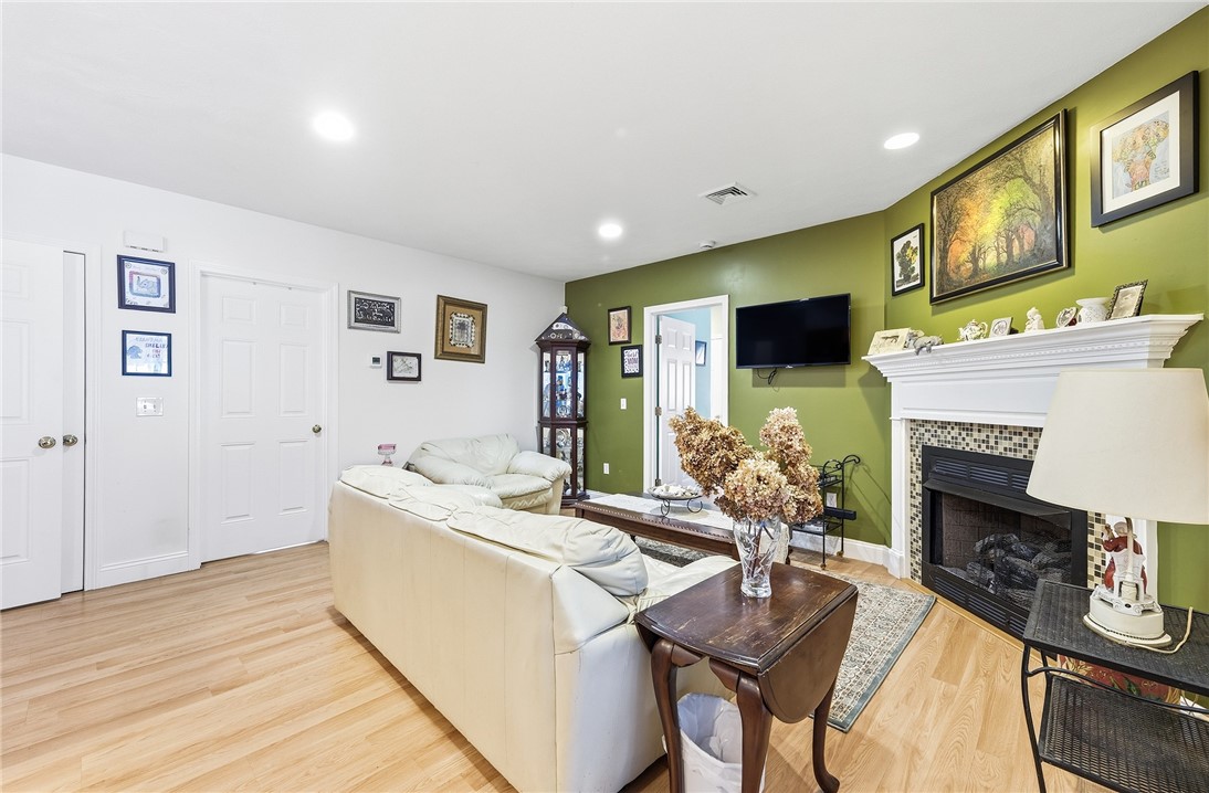 187 Plainfield Pike Scituate, RI 02857 - Photo 33 of 47