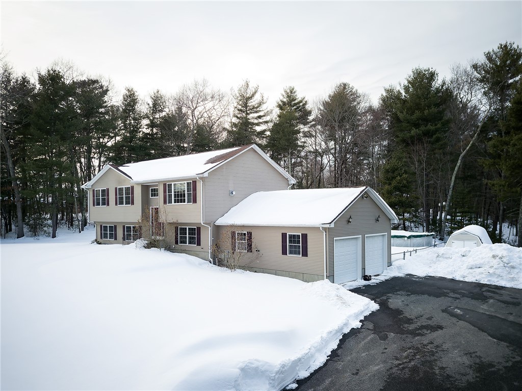 187 Plainfield Pike Scituate, RI 02857 - Photo 5 of 47