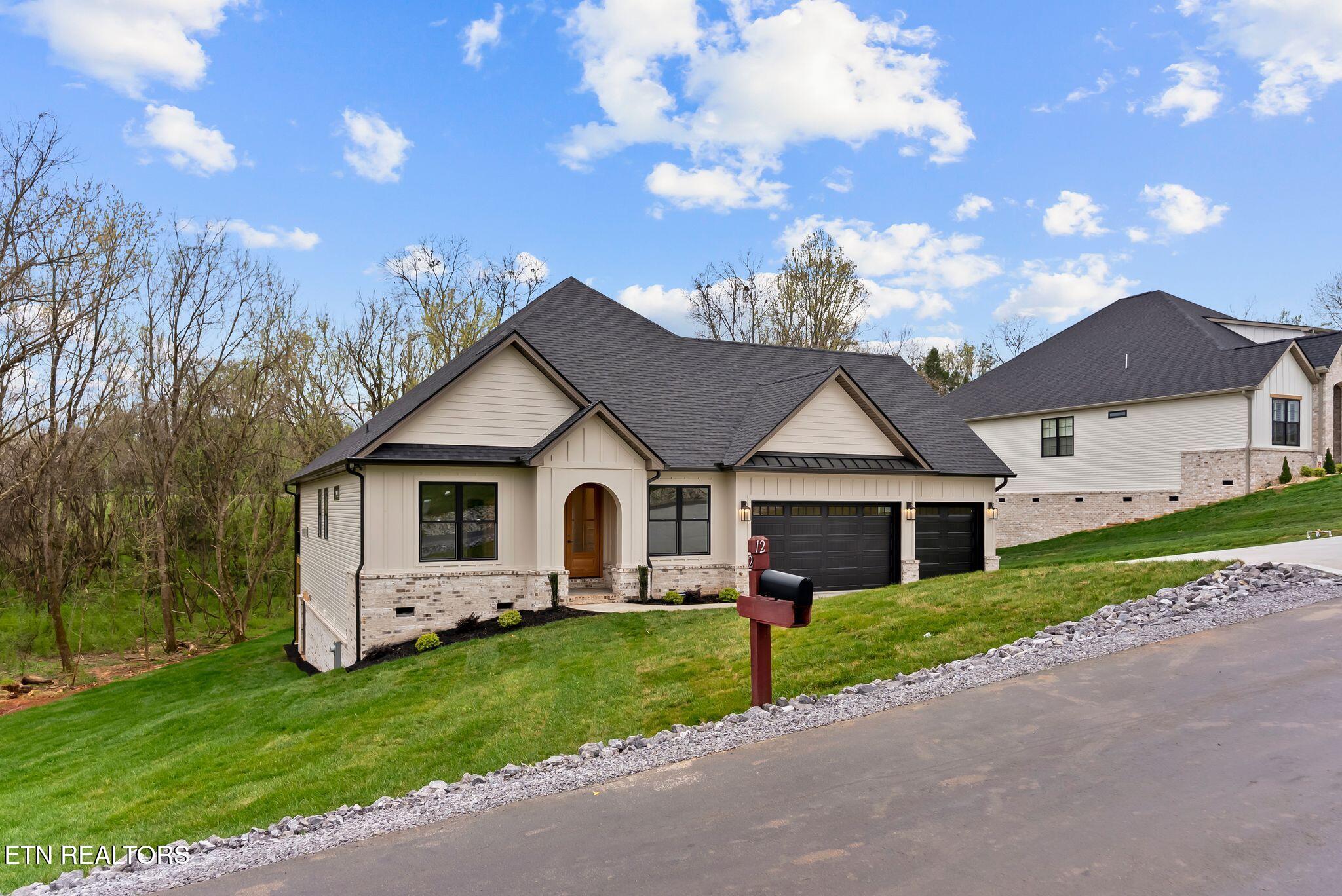 127 Saloli Way Loudon, TN 37774 - Photo 5 of 55 mls_Photo Mar 27 2026, 2 36 02 AM (1)