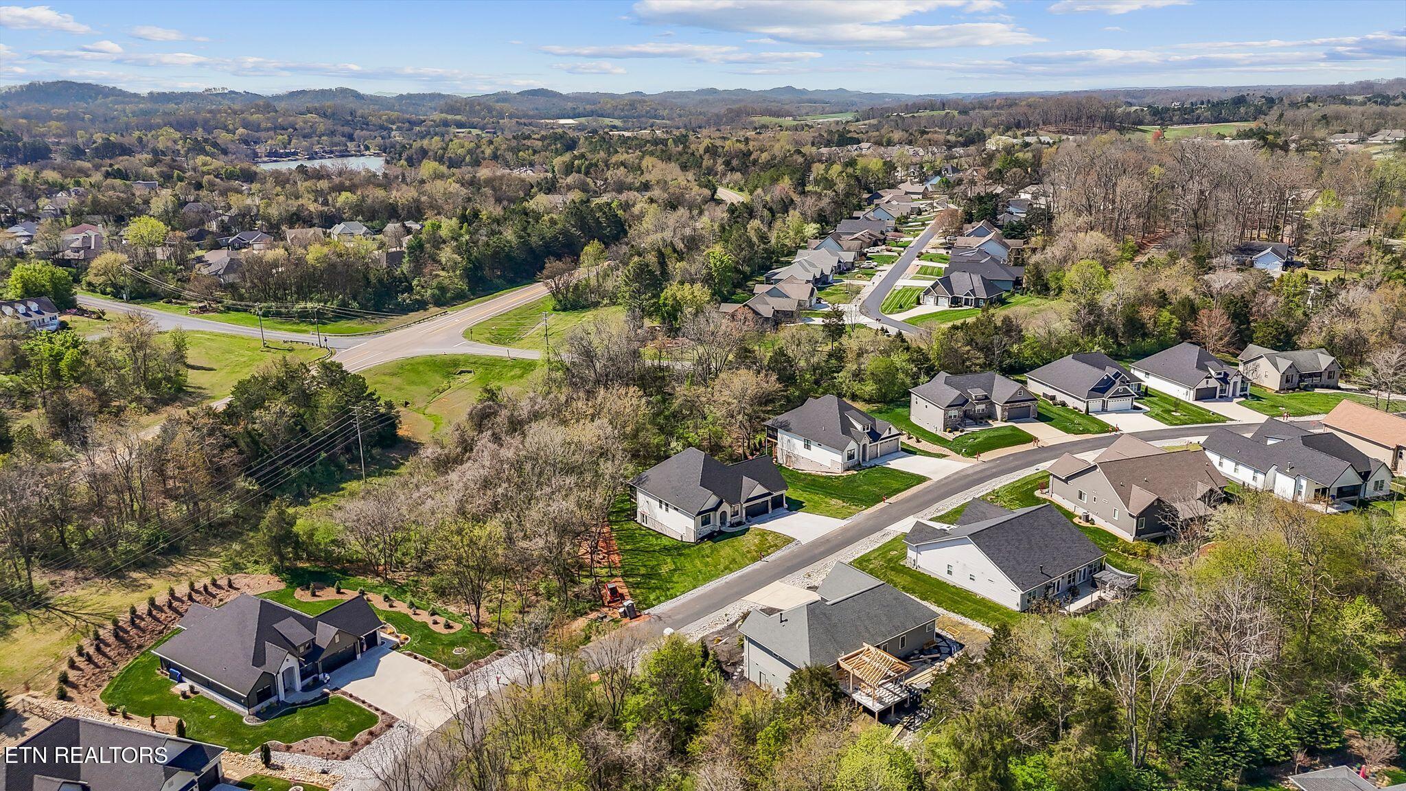 127 Saloli Way Loudon, TN 37774 - Photo 51 of 55 mls_Photo Mar 26 2026, 12 20 50 AM