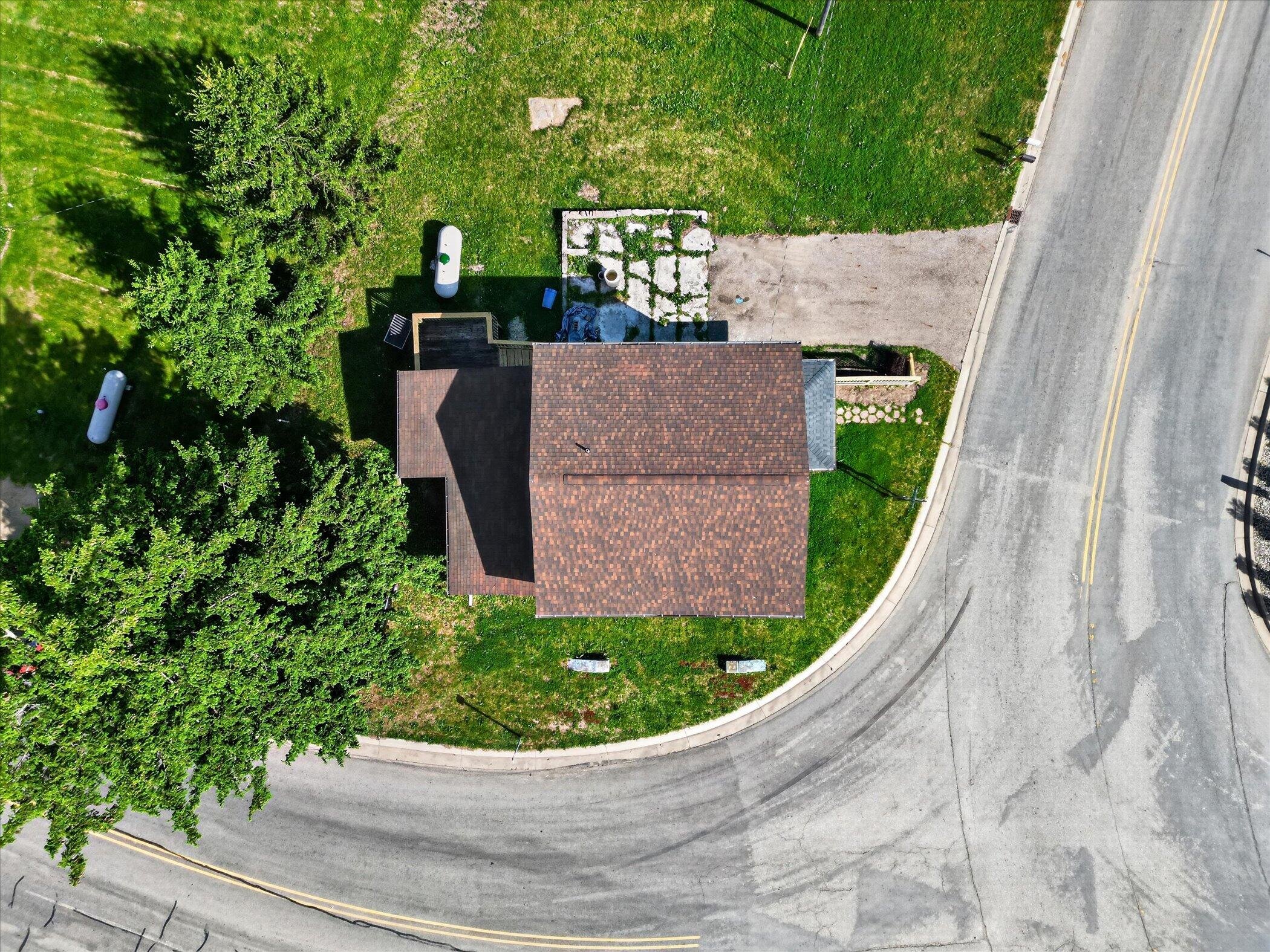 1387 East Riverside Drive Ionia, MI 48846 - Photo 9 of 60 39-1387-E-Riverside-Dr-Ionia-MI-48846-Wi