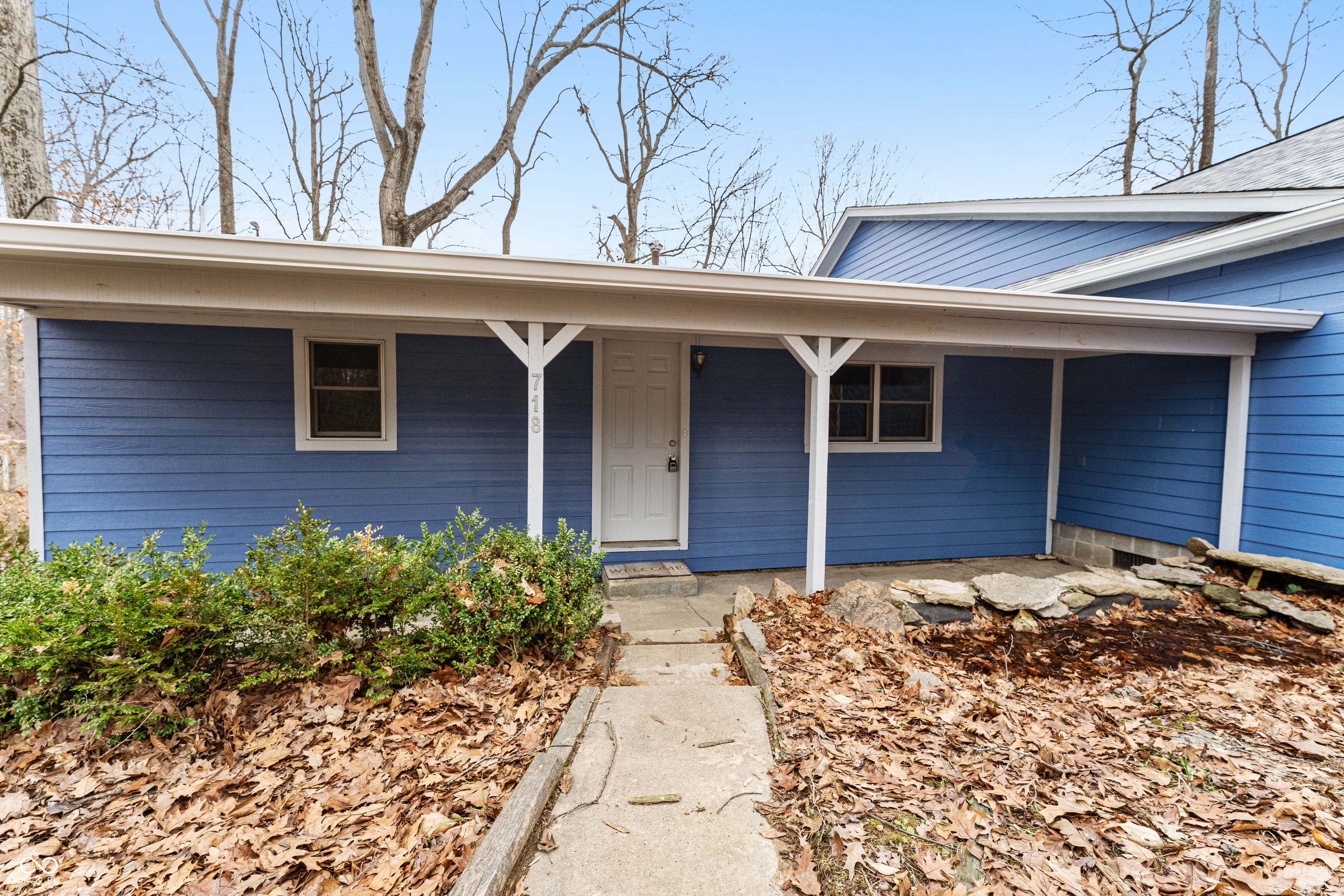 718 Ruby Lane Nineveh, IN 46164 - Photo 2 of 43