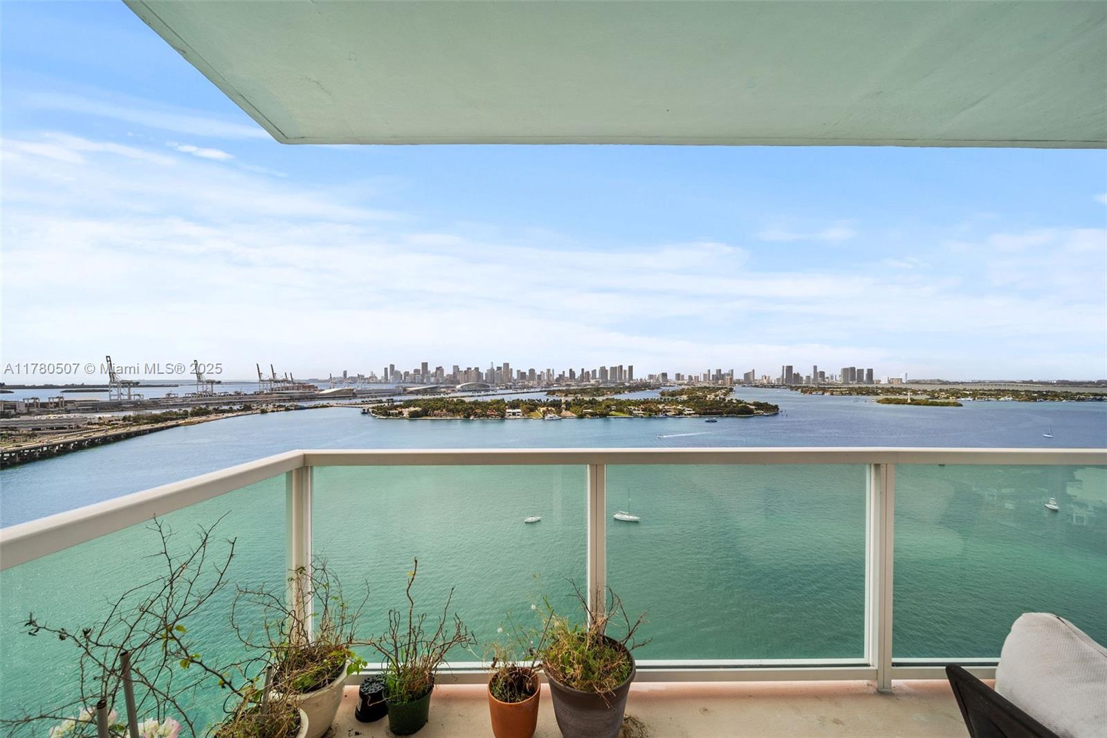 650 West Avenue, Unit 2511 Miami Beach, FL 33139 - Photo 10 of 28