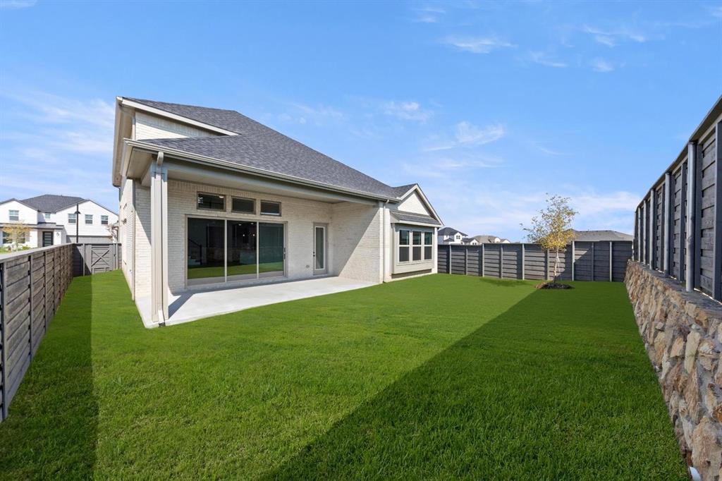 7228 Ladybug Lane Aubrey, TX 76227 - Photo 20 of 27 26_27. 7228 Ladybug - Back (2)