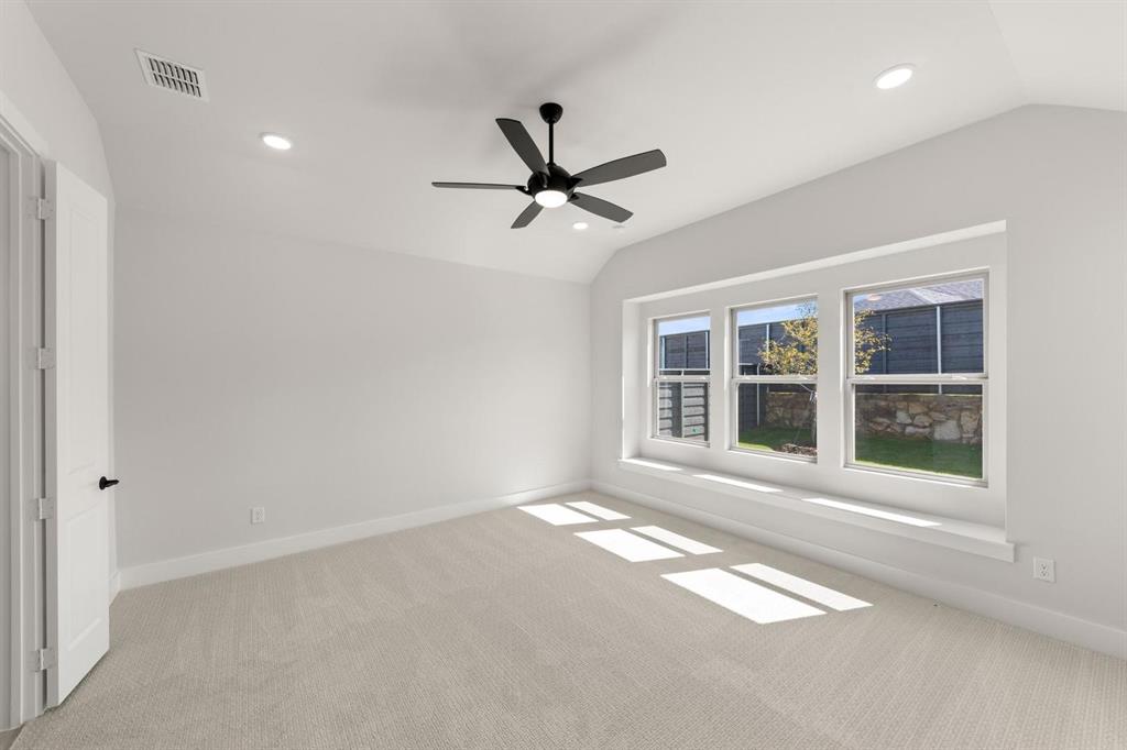 7228 Ladybug Lane Aubrey, TX 76227 - Photo 8 of 27 14_15. 7228 Ladybug - Primary