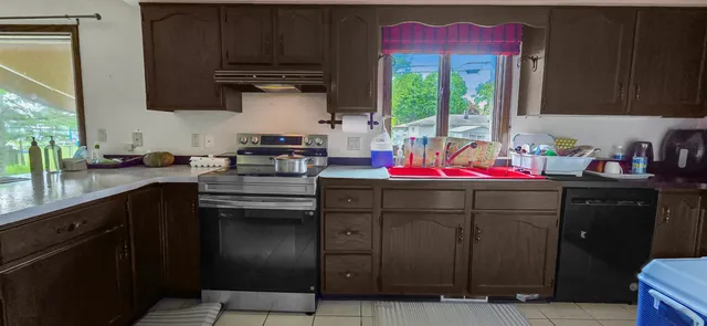 $314,900 | 1354 Mayer Street, Menasha, WI 54952