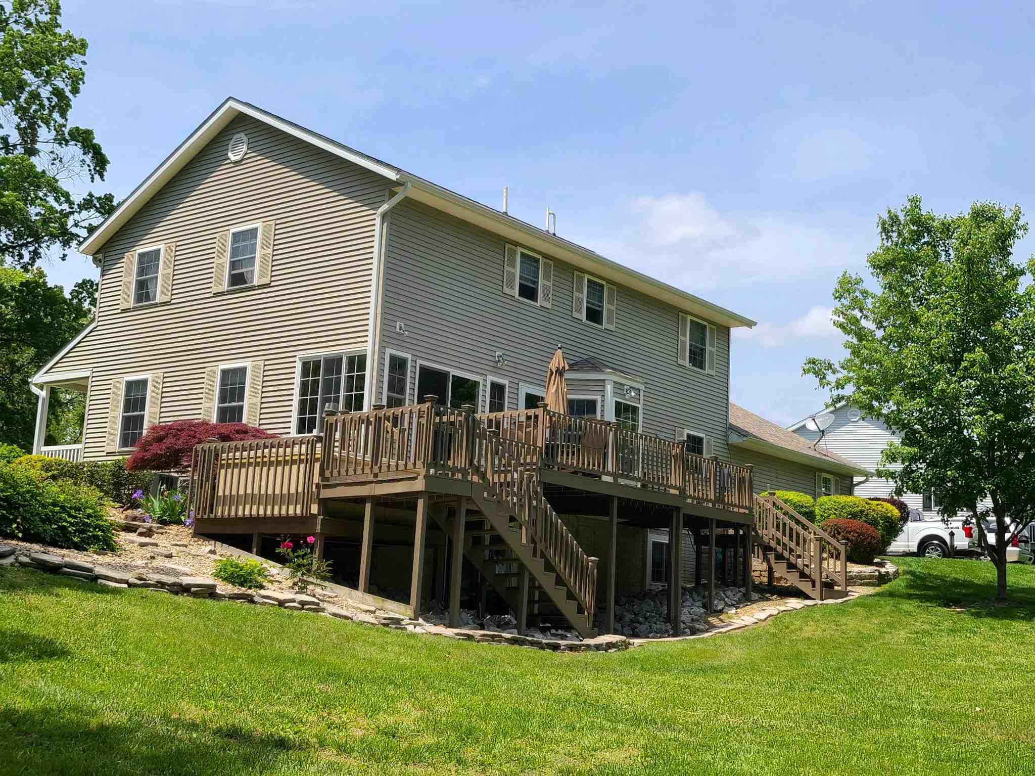 1907 Ridge Drive Washington, IN 47501 - Photo 10 of 36 Gallery Image 10
