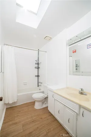 $5,990 | 440 31st Street, Hermosa Beach, CA 90254