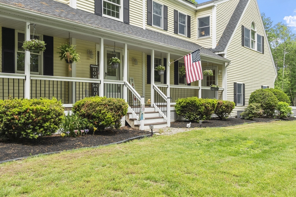 116 Island Road Lunenburg, MA 01462 - Photo 3 of 42