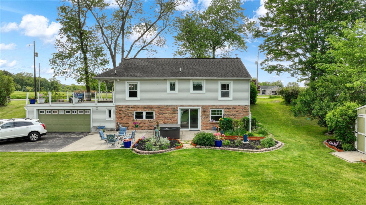 6541 Ackerson Lake Road Jackson, MI 49201 - Photo 2 of 76