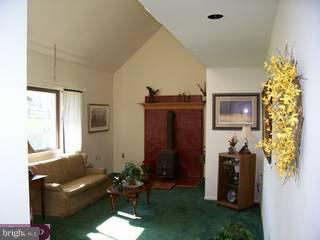 222 Collamer Road Oxford, PA 19363 - Photo 4 of 6 Gallery Image 4