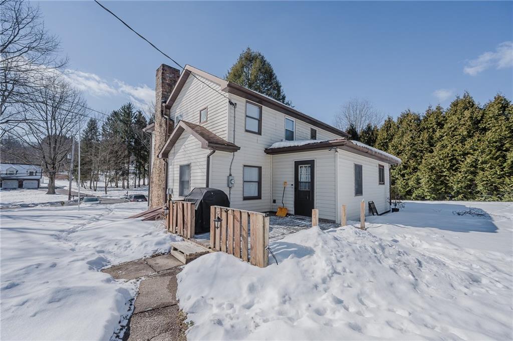 695 East Pike Road Indiana, PA 15701 - Photo 5 of 35