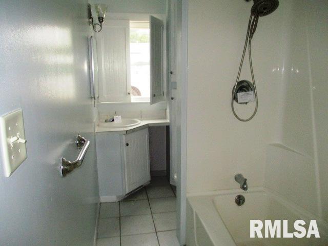 430 Doering Road East Peoria, IL 61611 - Photo 15 of 16 Gallery Image 15