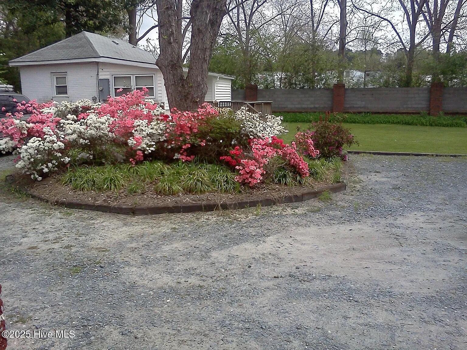 206 North Poplar Street, Unit G Aberdeen, NC 28315 - Photo 2 of 10 cottage front