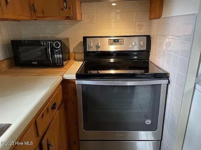 $1,050 | 206 North Poplar Street, Unit G, Aberdeen, NC 28315