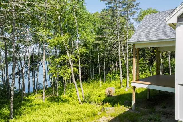 $1,200,000 | 6 Ocean Ridge Road, Cushing, ME 04563