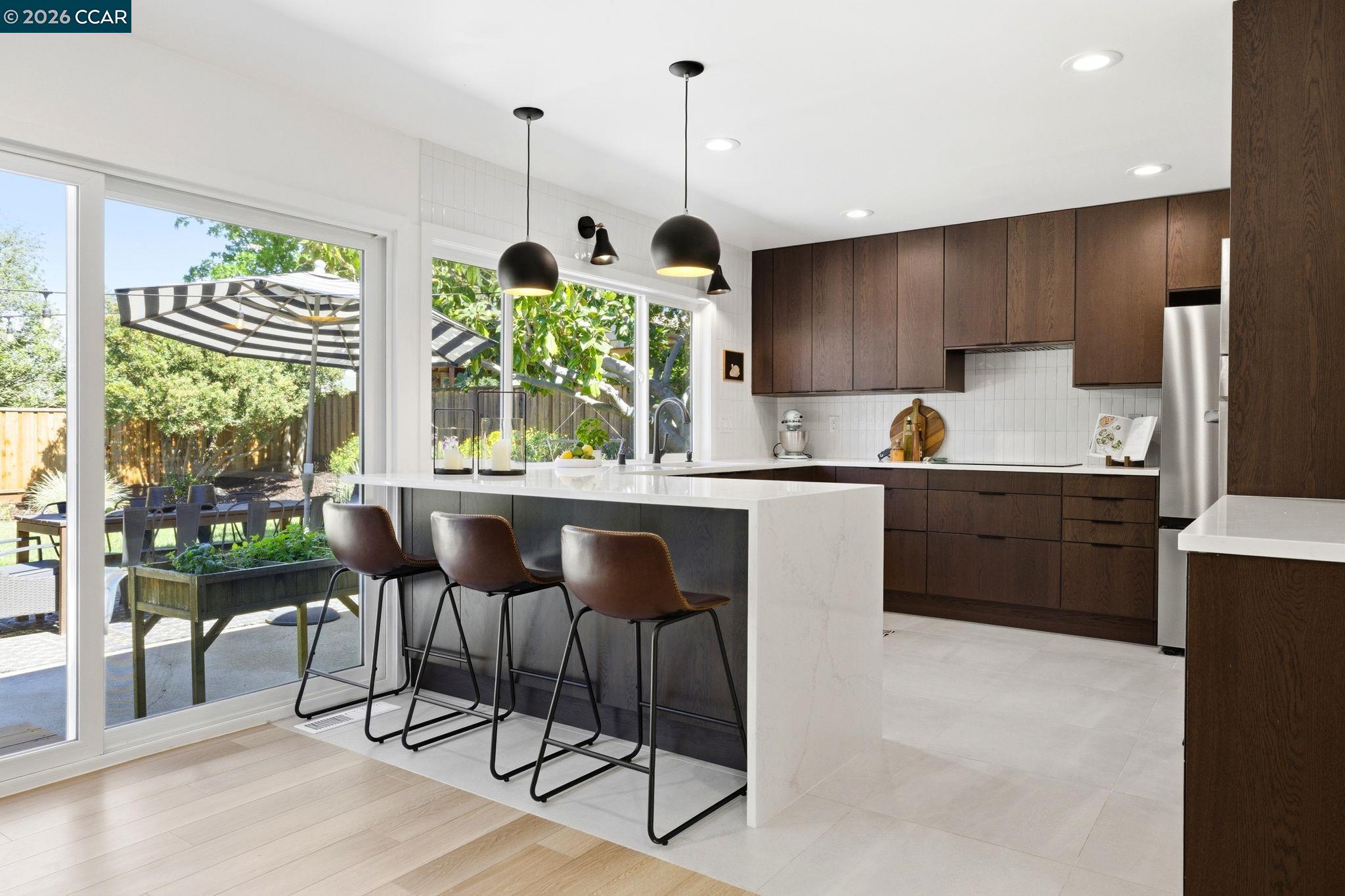 5565 Jasper Court Concord, CA 94521 - Photo 9 of 35