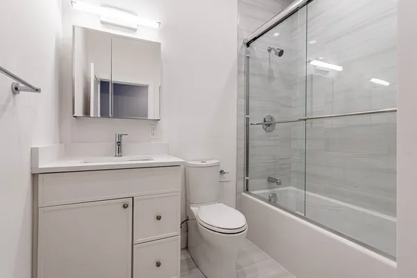 $4,295 | 157 Everett Street, Unit 301, Boston, MA 02134